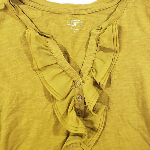 Ann Taylor Loft medium Olive green ruffle neck long sleeve button blouse - Picture 2 of 5